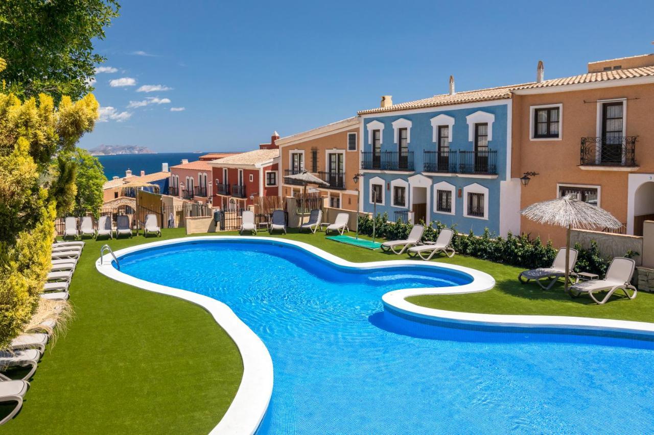 Occidental Pueblo Acantilado El Campello Bagian luar foto
